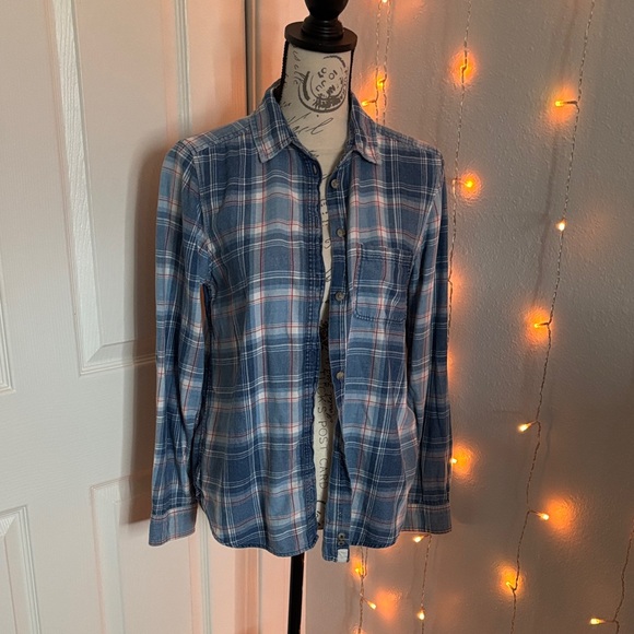 American Eagle Outfitters Tops - American Eagle Outfitters Blue and Pink Checkered Shirt